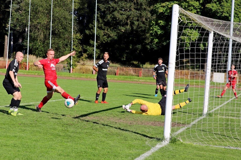 wyrownany-mecz-na-korzysc-czarnych-109120
