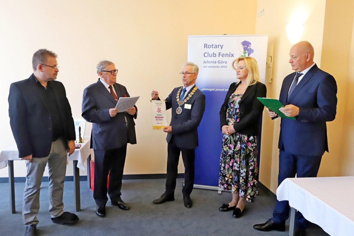 powsta-rotary-club-fenix-jelenia-gora-109137
