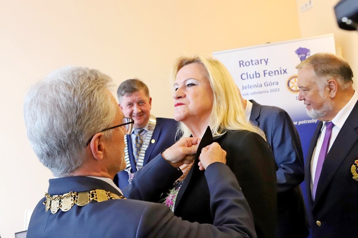 powsta-rotary-club-fenix-jelenia-gora-109137