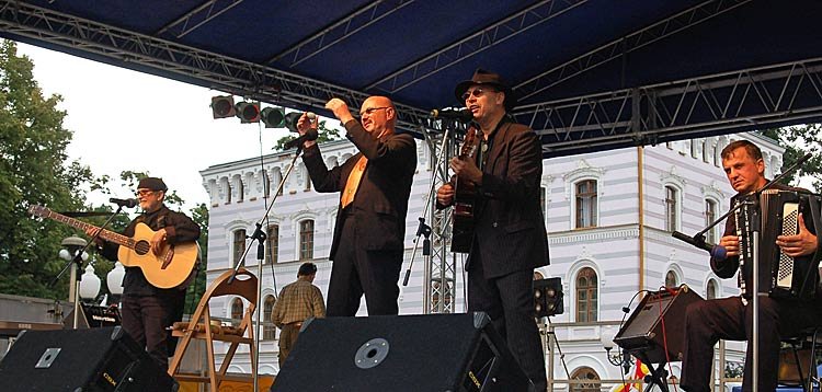 Jacek Ziobro świętował dziesięciolecie indywidualnej kariery artystycznej.