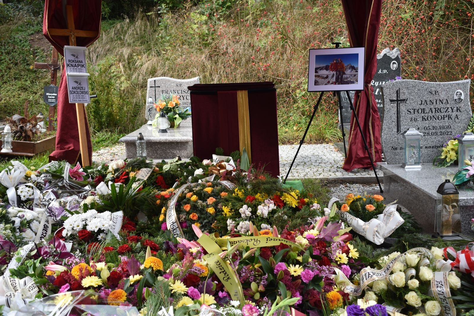 zgineli-w-gorach-ostatnie-pozegnanie-109207