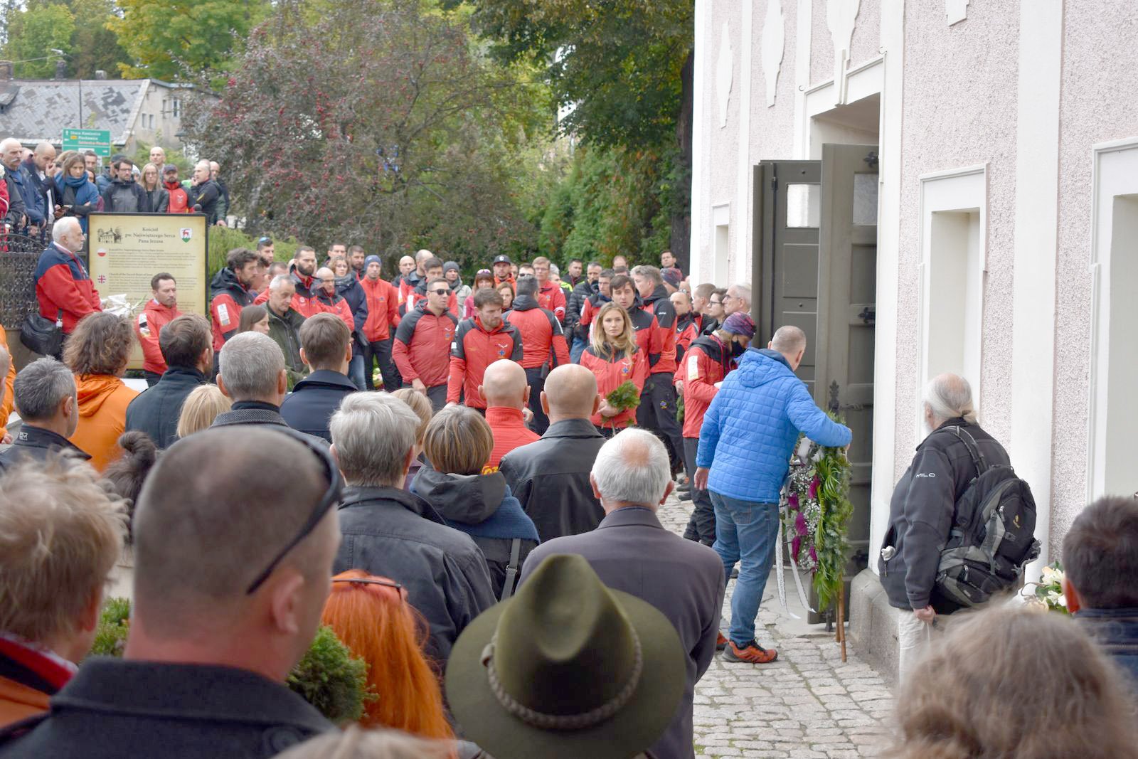 zgineli-w-gorach-ostatnie-pozegnanie-109207