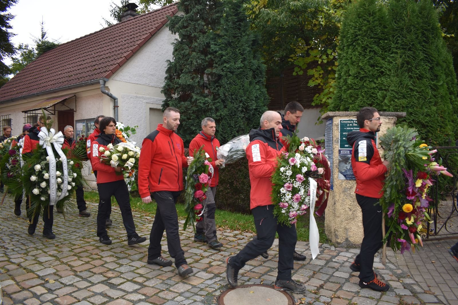 zgineli-w-gorach-ostatnie-pozegnanie-109207