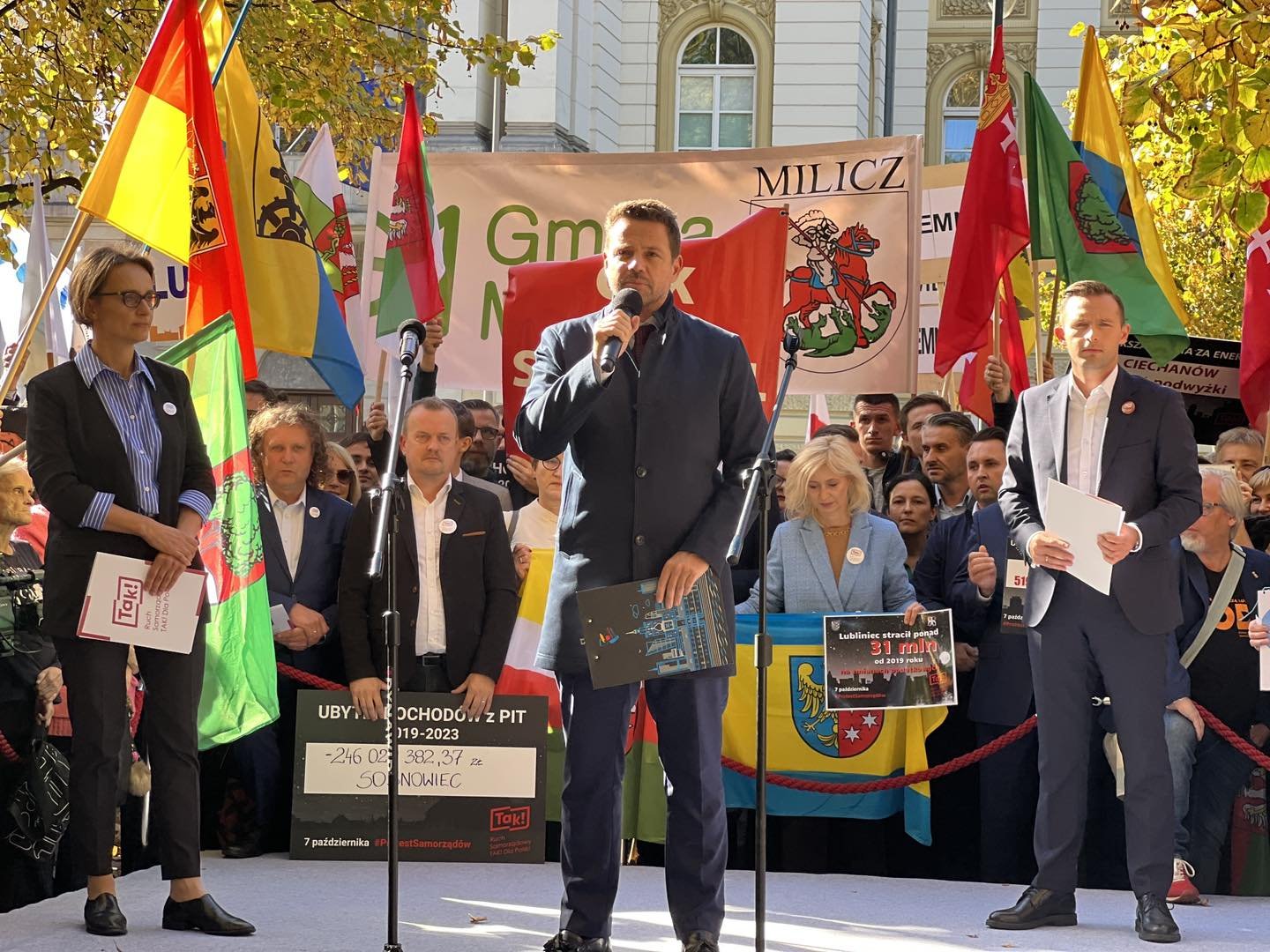 samorzadowcy-protestowali-w-warszawie-109398