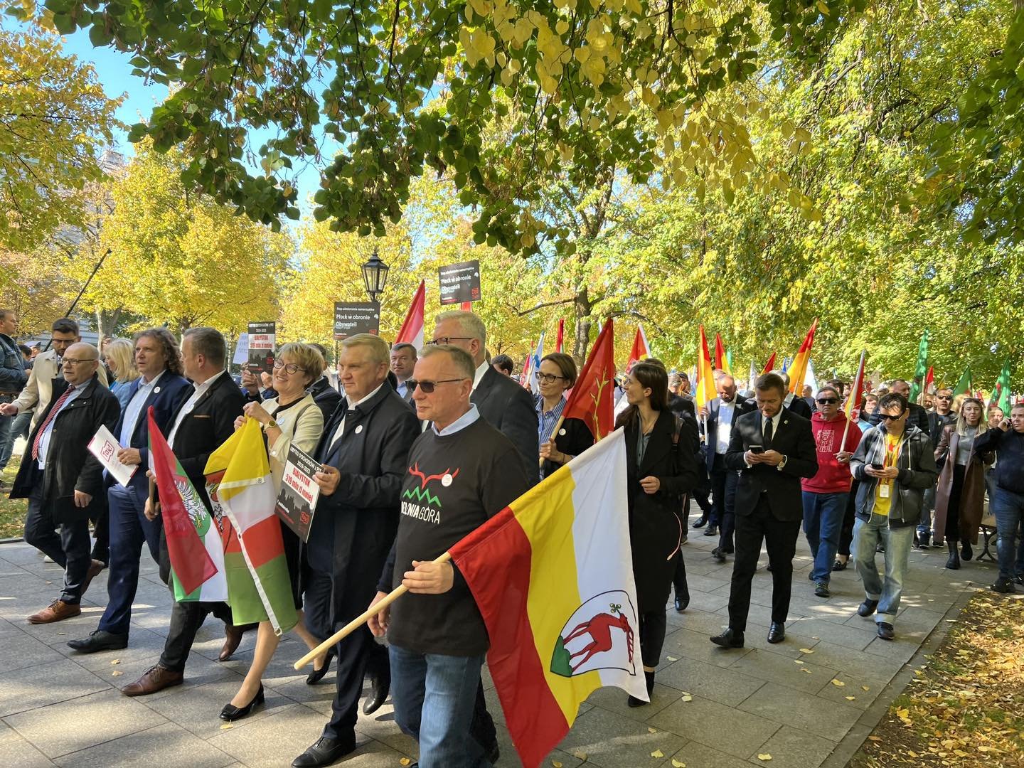 samorzadowcy-protestowali-w-warszawie-109398