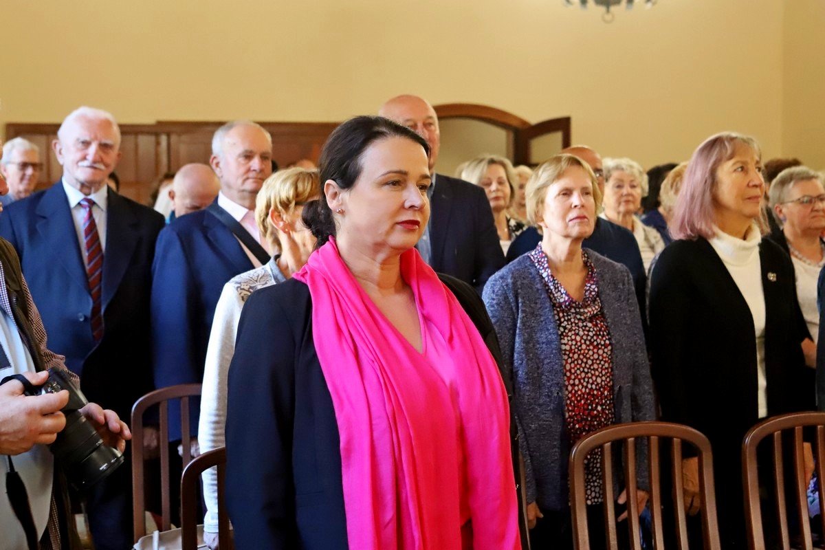 karkonoski-uniwersytet-trzeciego-wieku-po-inauguracji-109406