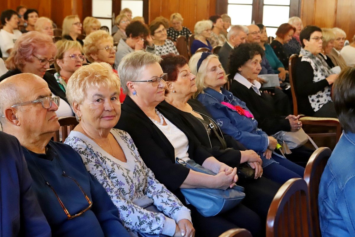karkonoski-uniwersytet-trzeciego-wieku-po-inauguracji-109406