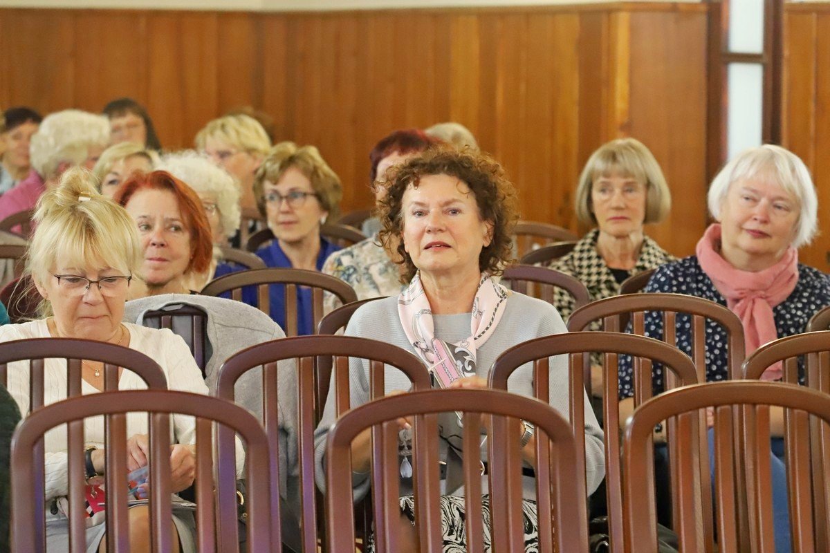 karkonoski-uniwersytet-trzeciego-wieku-po-inauguracji-109406