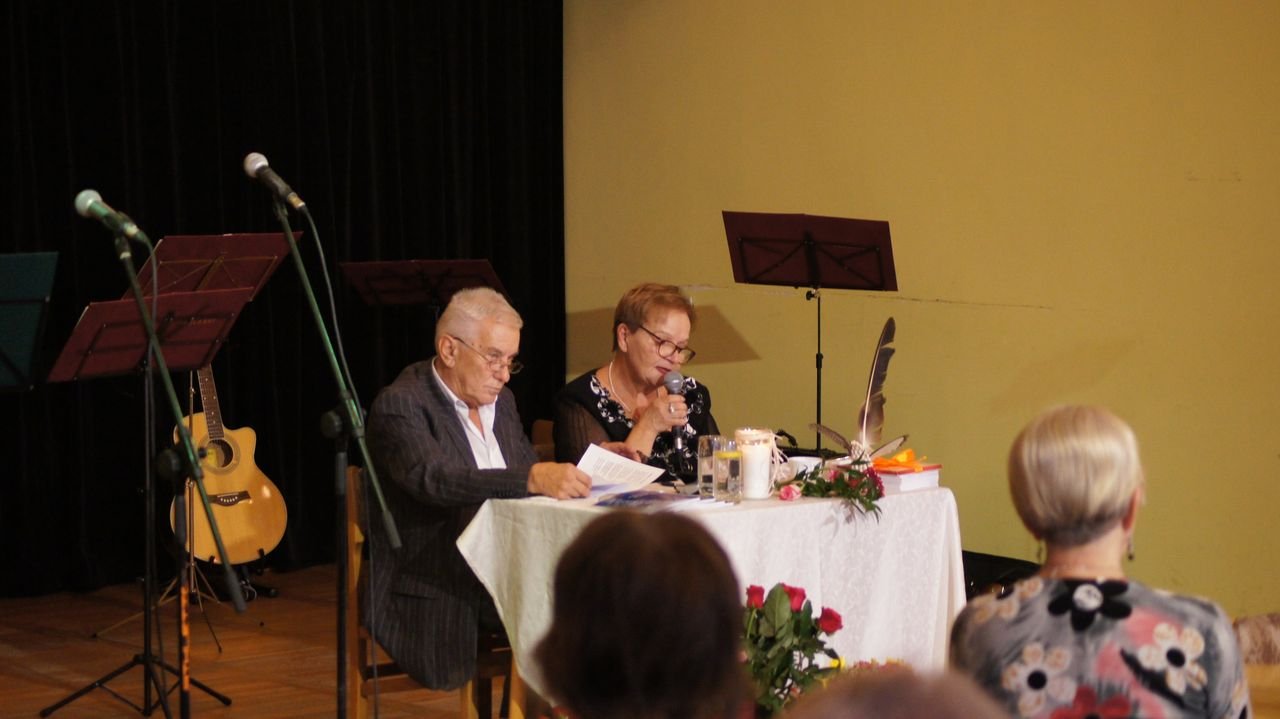 ars-poetica-w-gaszczu-zawirowan-z-danuta-mysek-109476