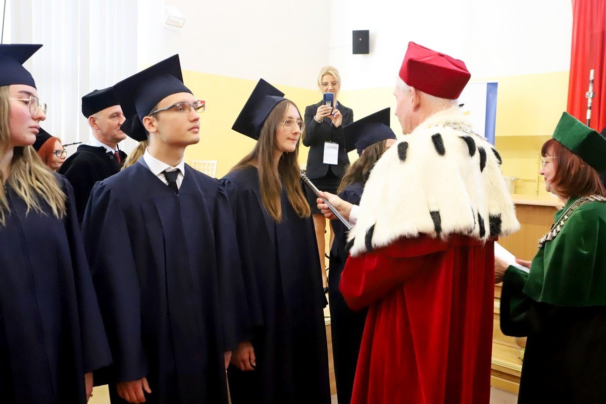 uroczysta-inauguracja-roku-akademickiego-109526