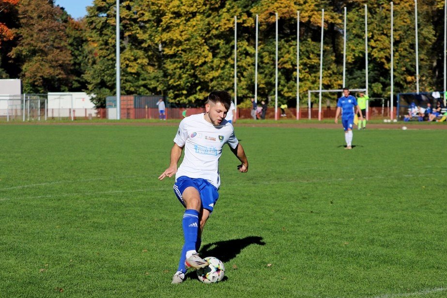 skromne-zwyciestwo-z-czerwona-latarnia-109533
