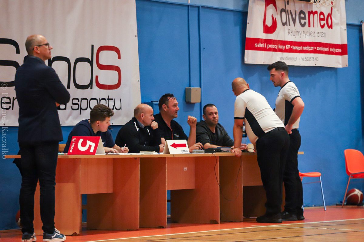 faworytki-odjechay-dopiero-w-czwartej-kwarcie-109739