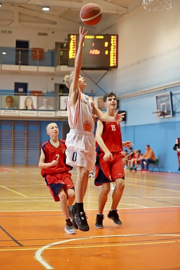 kadeci-rozbili-gwardie-109750