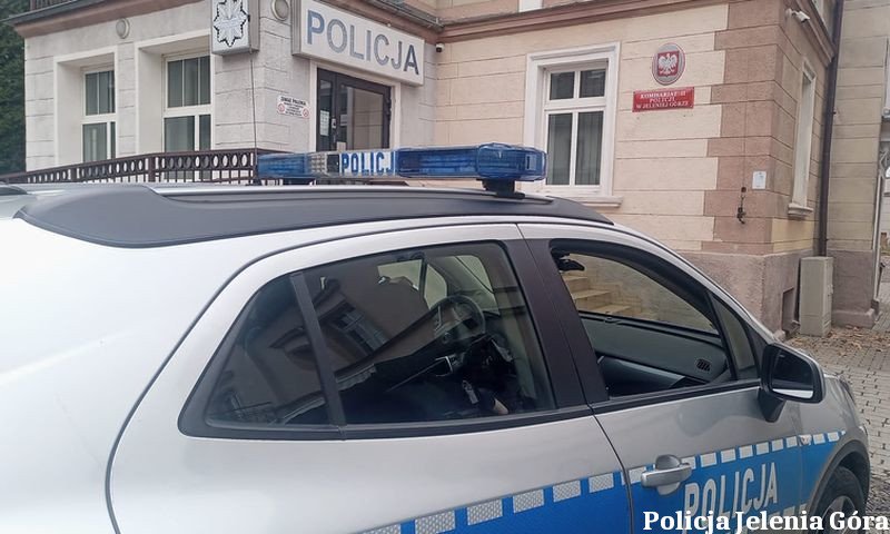 w-czasie-wolnym-od-suzby-zatrzyma-wandala-109811