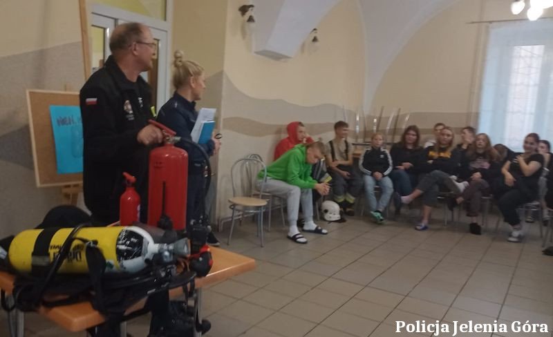 przygotowania-do-konkursu-wiedzy-o-policji-109881