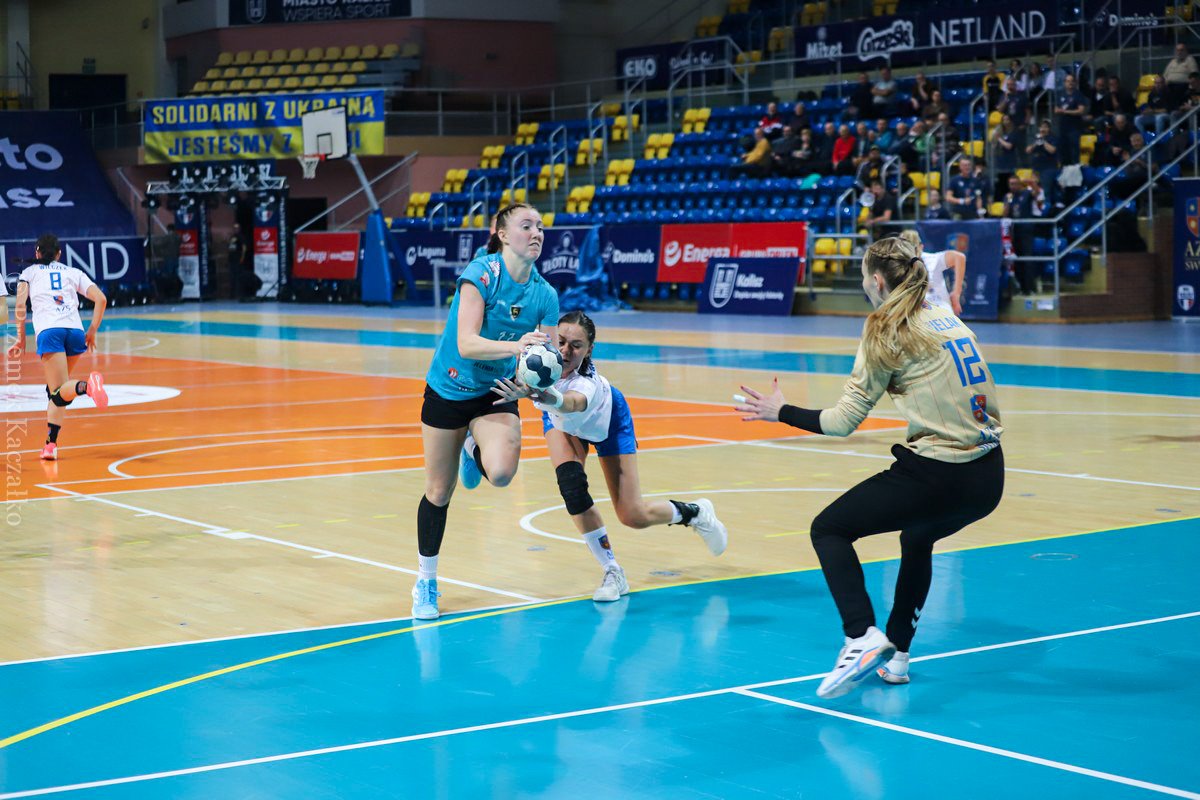 bez-szans-w-okrojonym-skadzie-109891