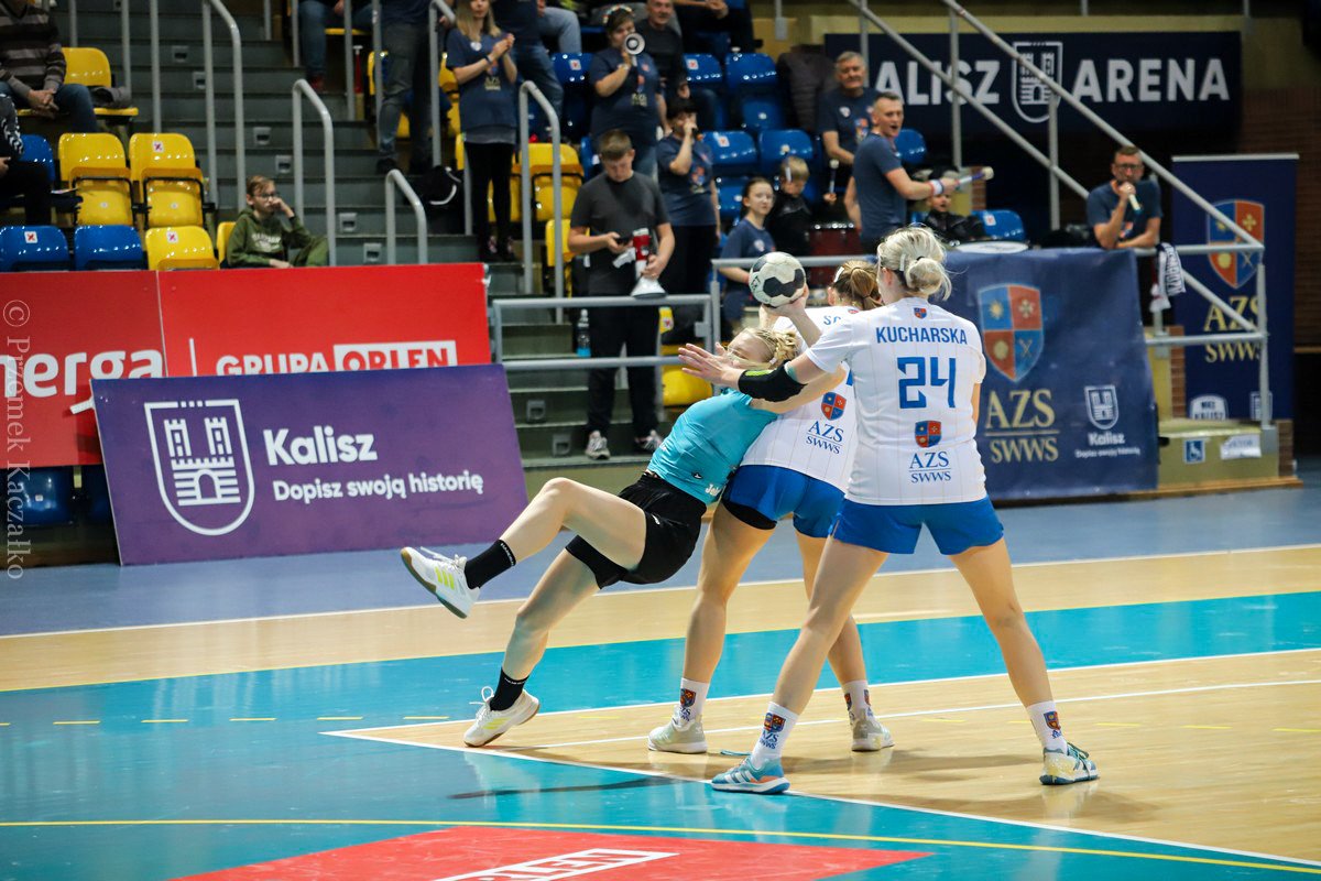 bez-szans-w-okrojonym-skadzie-109891