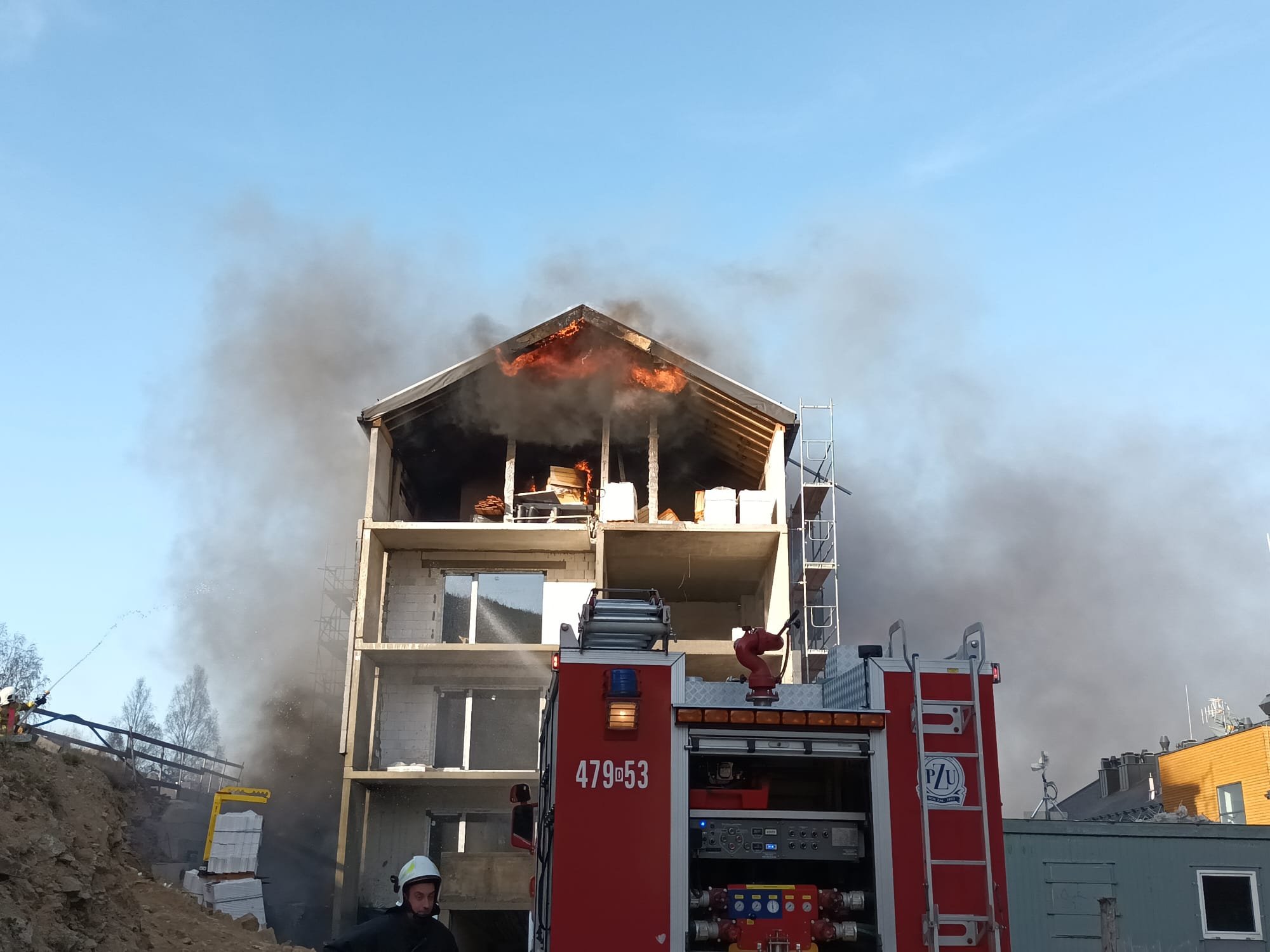pozar-apartamentowca-110079