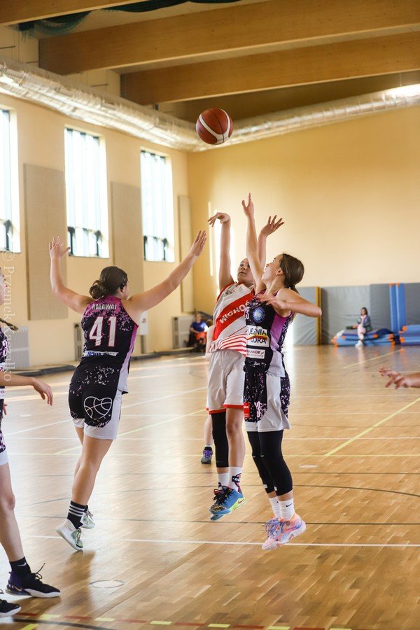wichos-gora-w-derbach-juniorek-110085