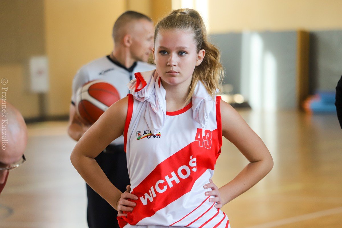 wichos-gora-w-derbach-juniorek-110085