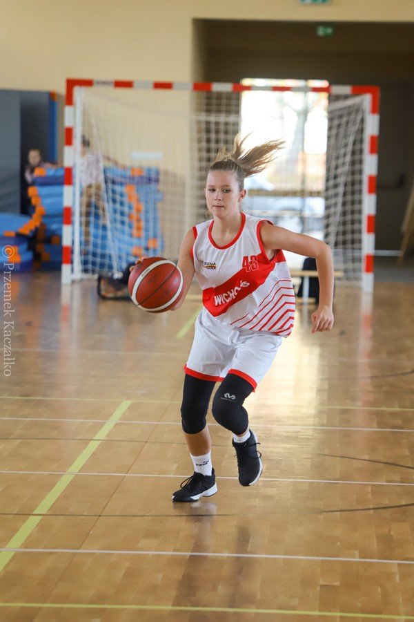 wichos-gora-w-derbach-juniorek-110085
