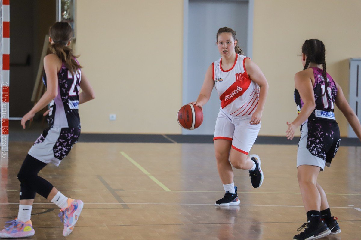 wichos-gora-w-derbach-juniorek-110085