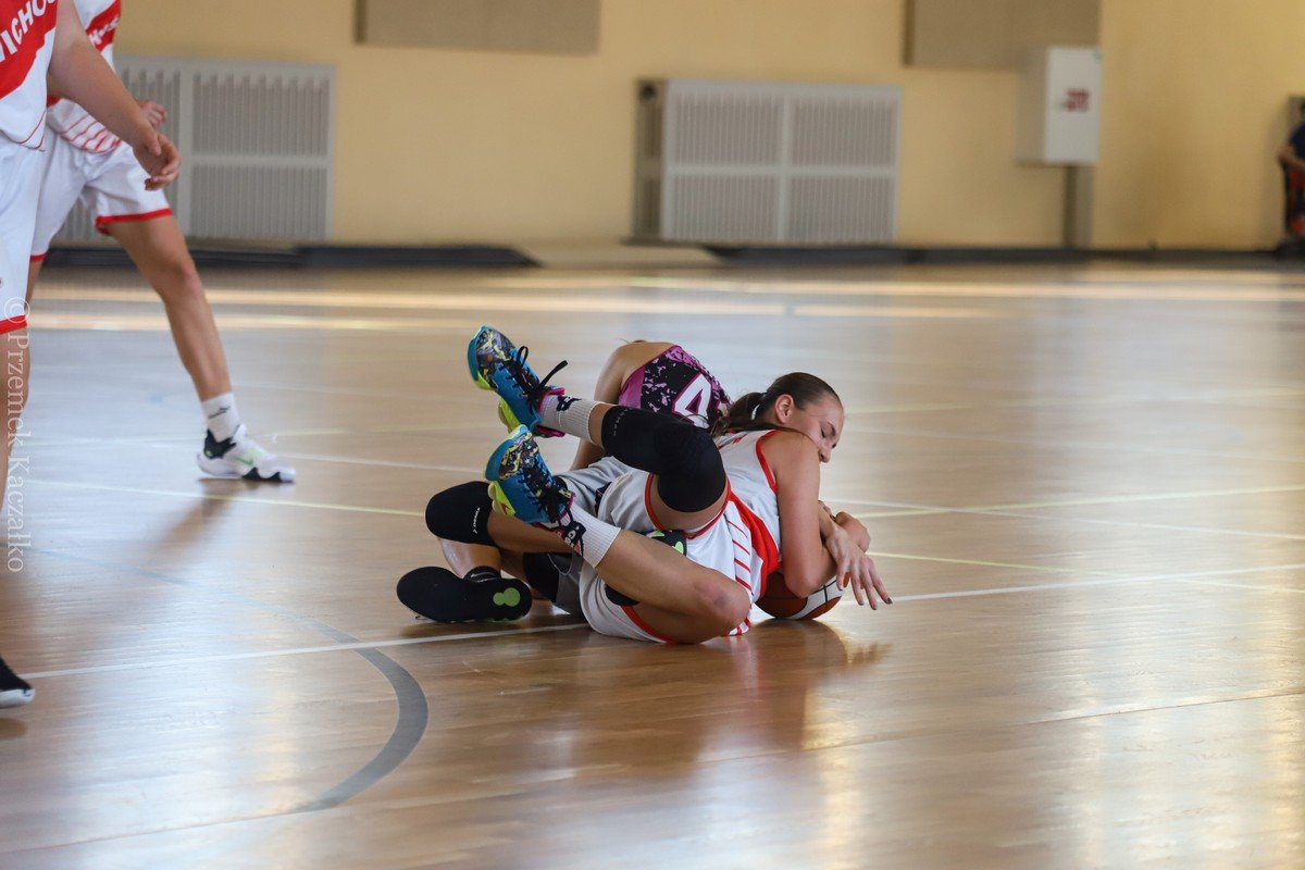 wichos-gora-w-derbach-juniorek-110085