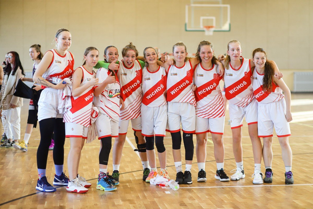 wichos-gora-w-derbach-juniorek-110085