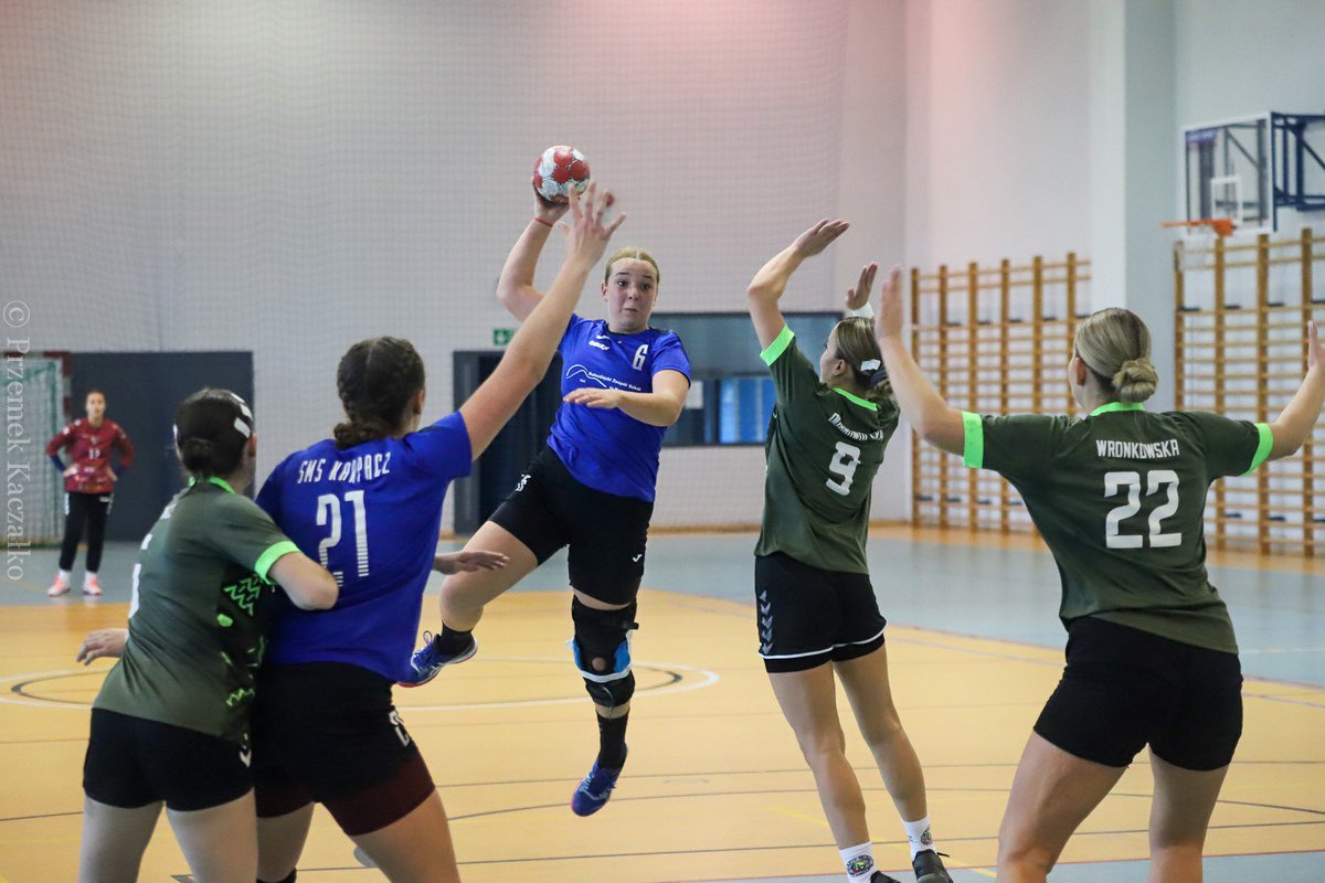 porazka-skutkiem-kadrowych-brakow-110092