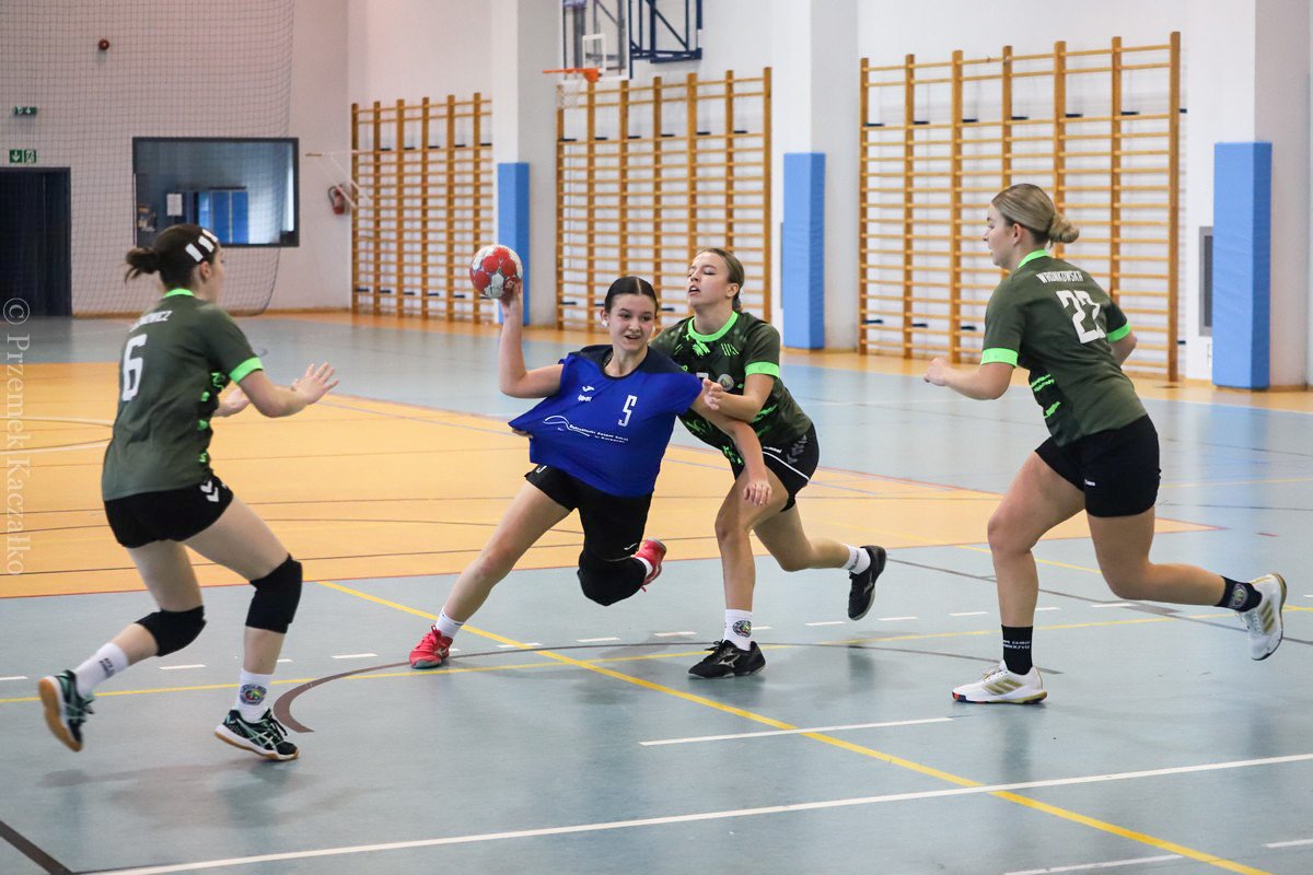 porazka-skutkiem-kadrowych-brakow-110092