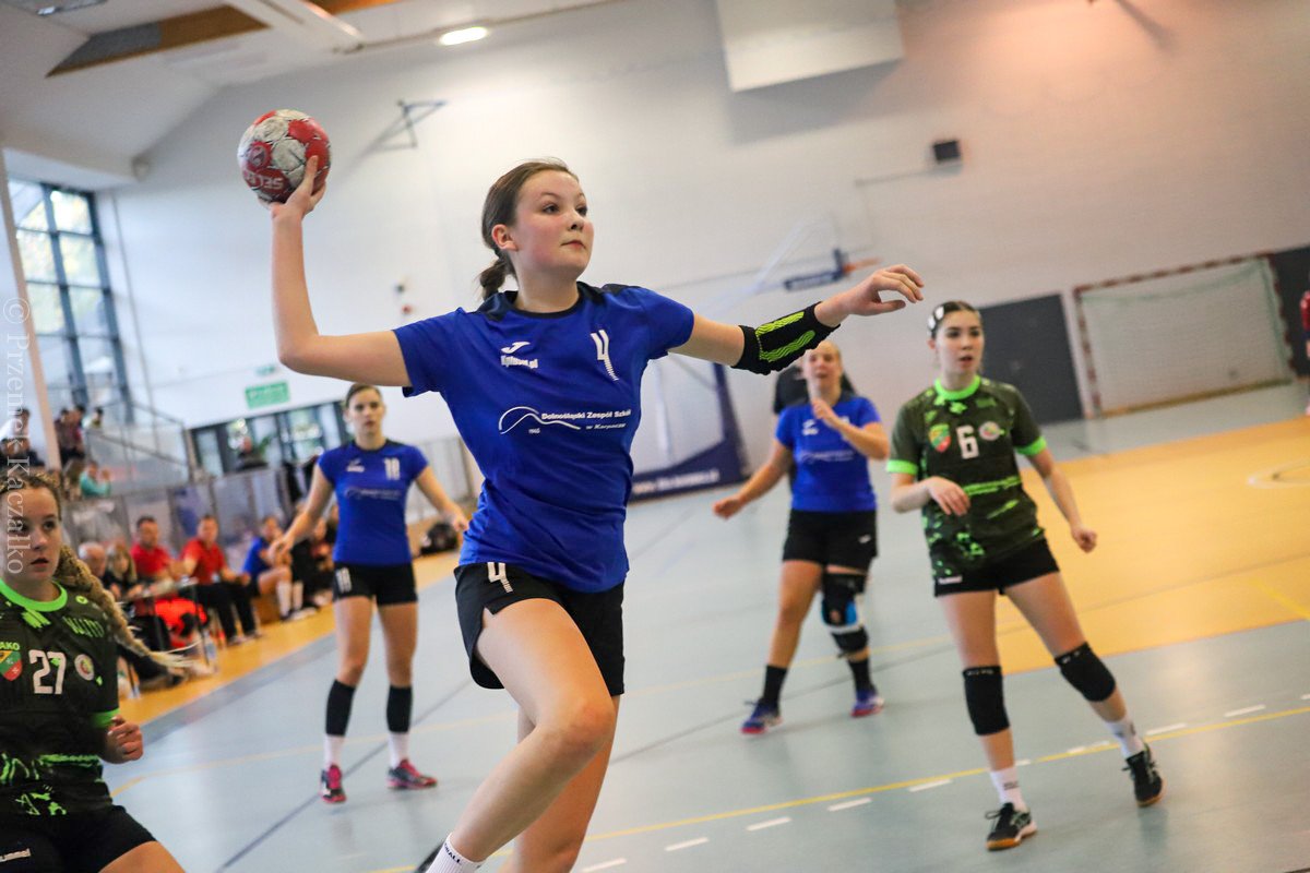 porazka-skutkiem-kadrowych-brakow-110092