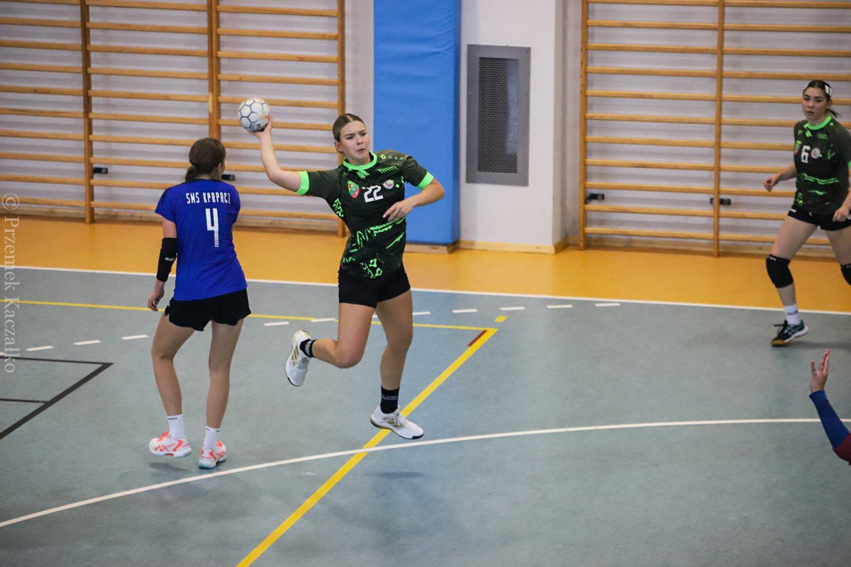 porazka-skutkiem-kadrowych-brakow-110092