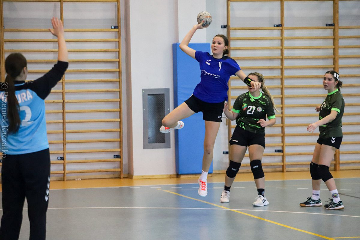 porazka-skutkiem-kadrowych-brakow-110092