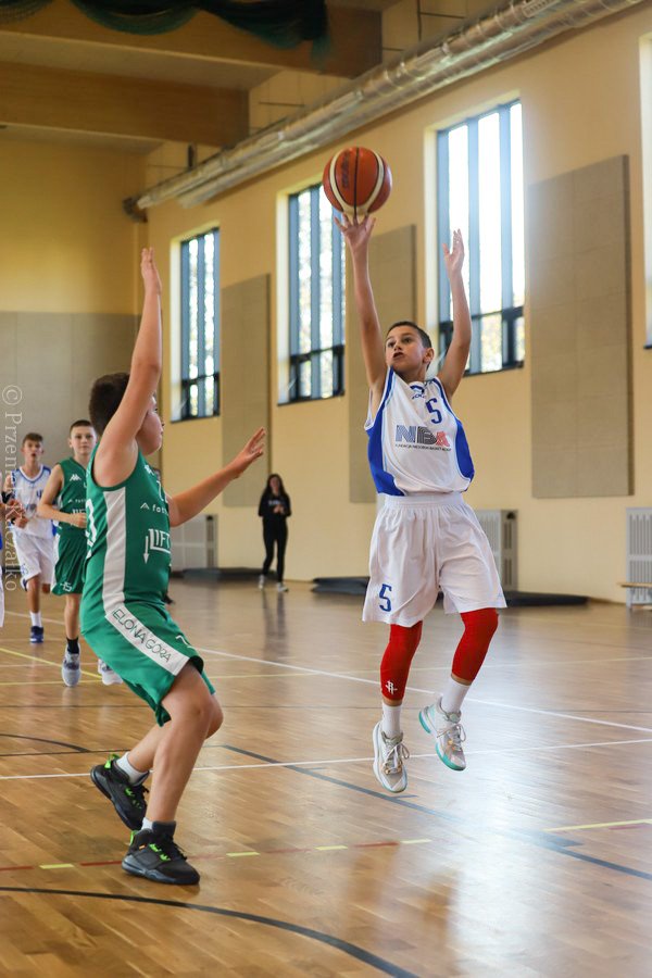 fundacja-nba-niepokonana-110105