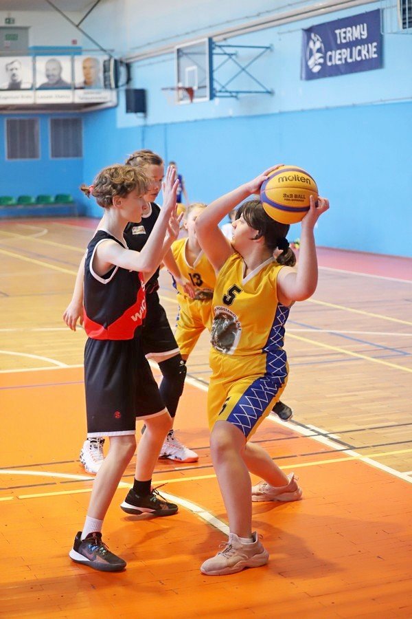 id-w-koszykowce-3x3-dziewczat-110168