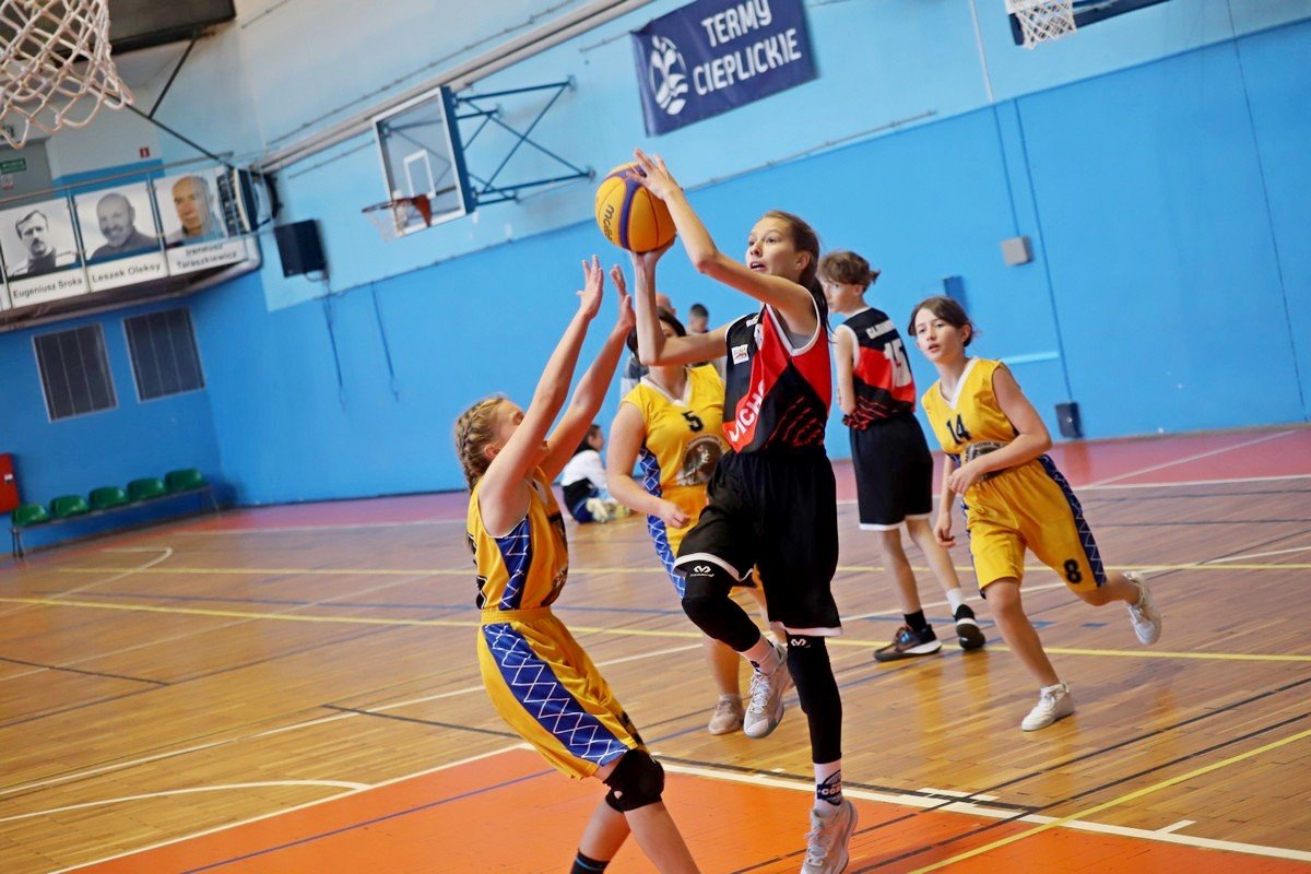 id-w-koszykowce-3x3-dziewczat-110168