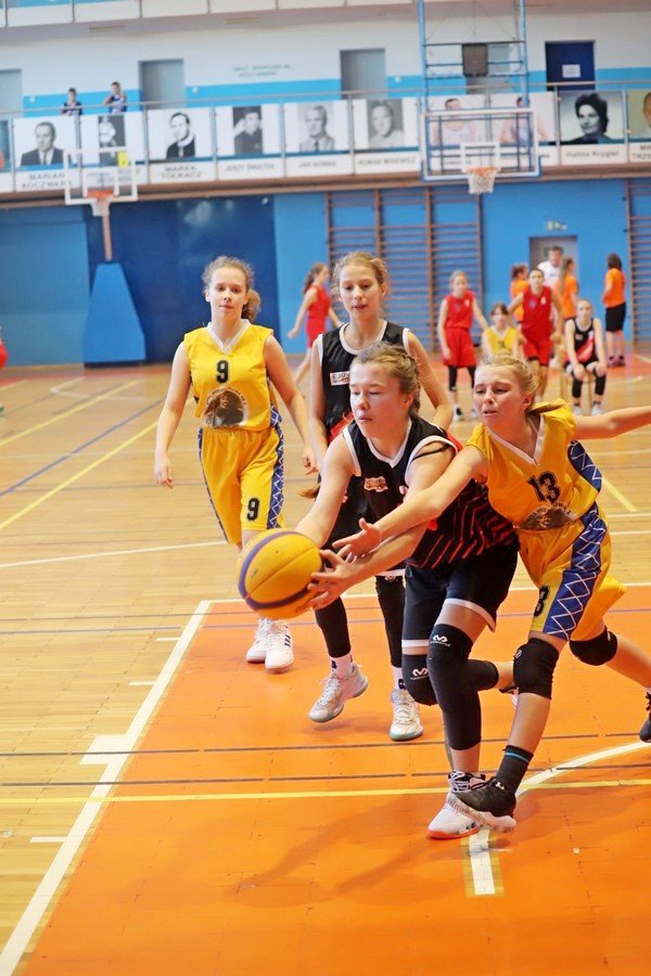 id-w-koszykowce-3x3-dziewczat-110168