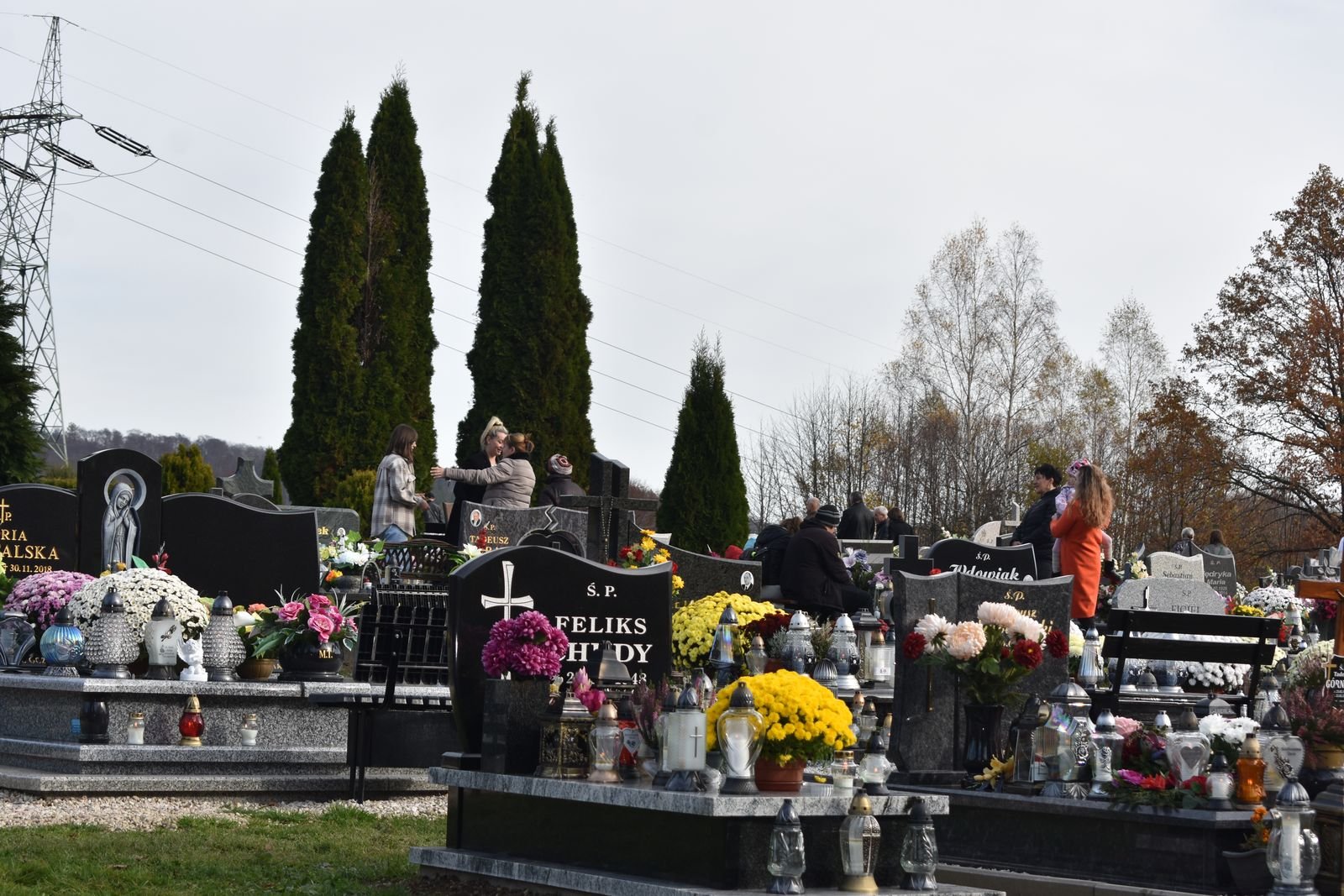 wszystkich-swietych-na-janowickich-cmentarzach-110201