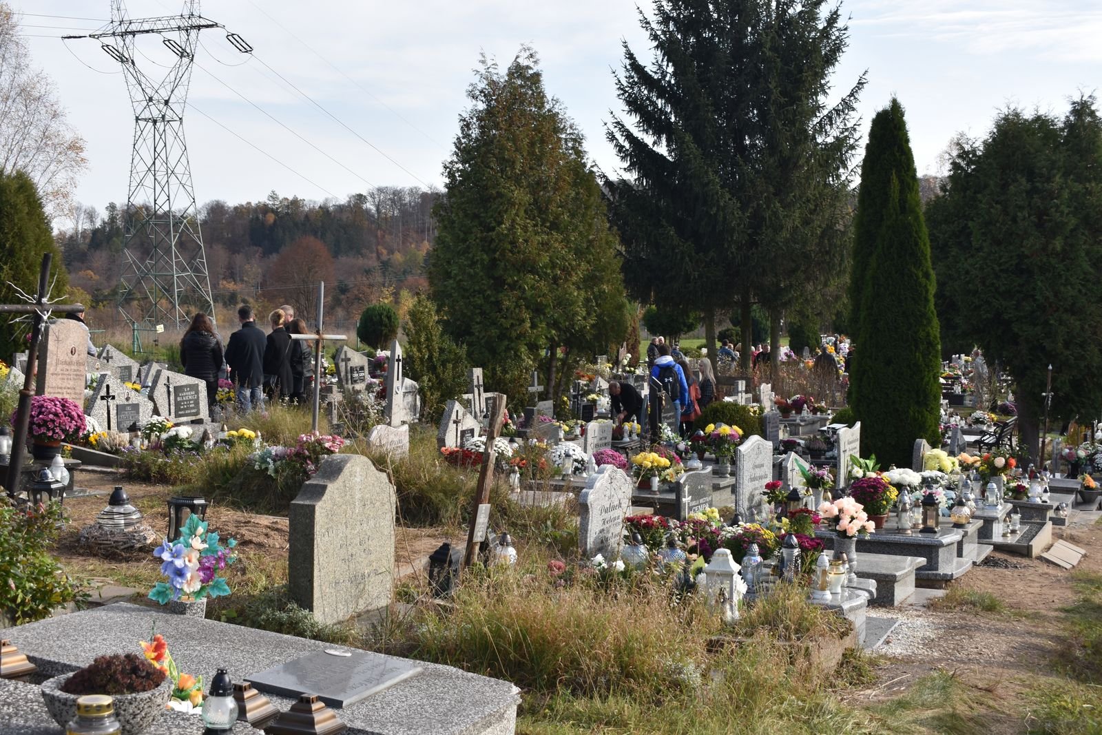 wszystkich-swietych-na-janowickich-cmentarzach-110201