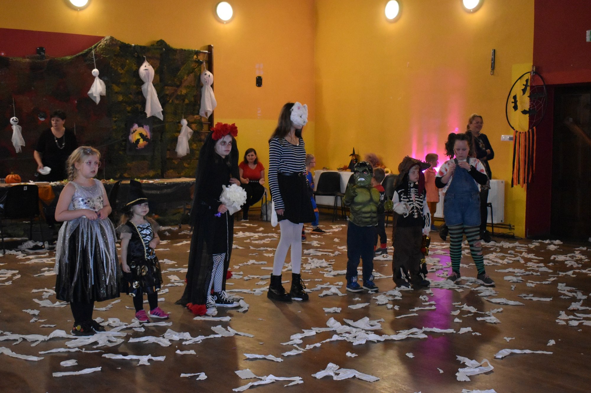 halloweenowe-party-110229