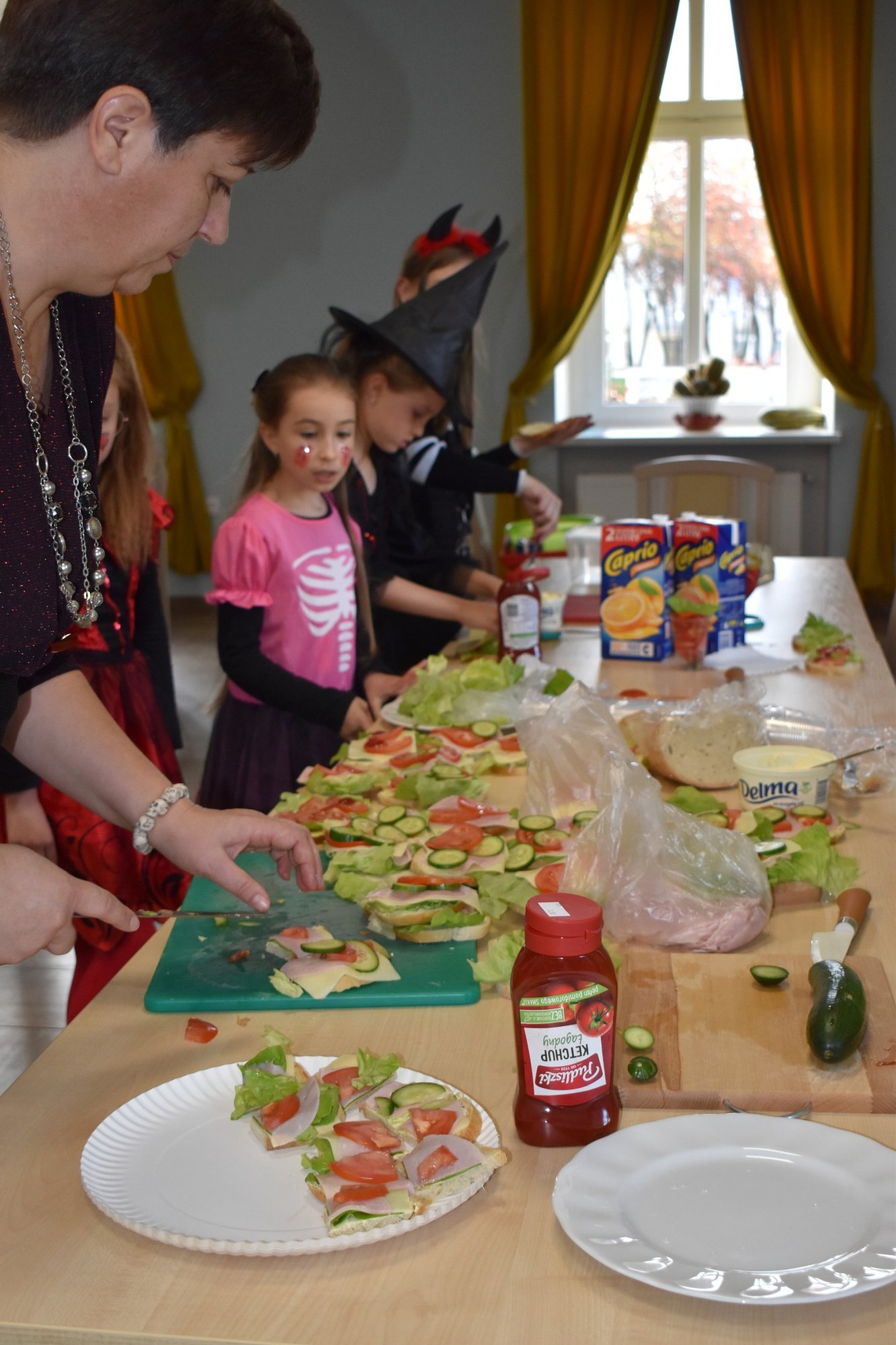 halloweenowe-party-110229