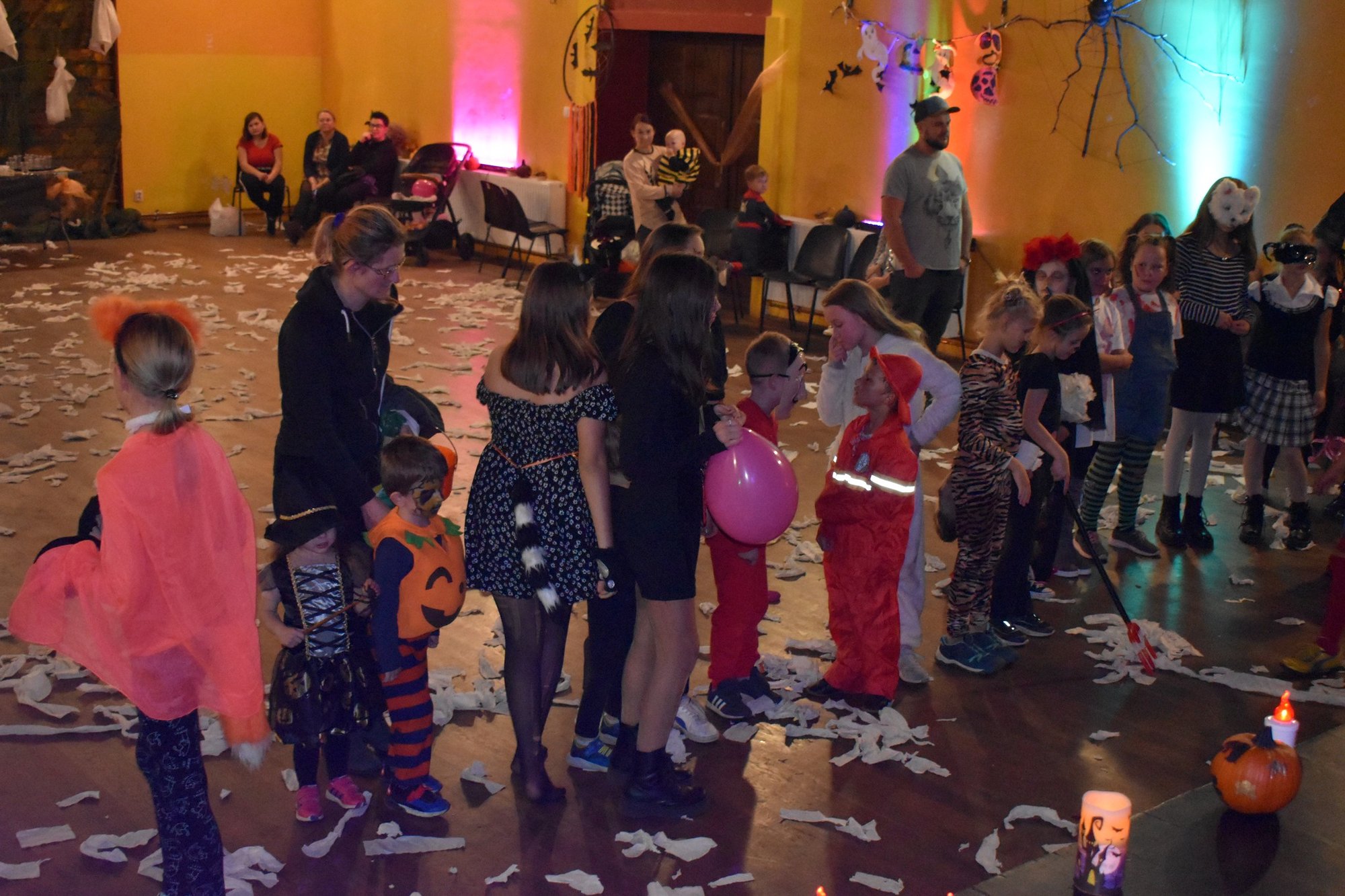 halloweenowe-party-110229