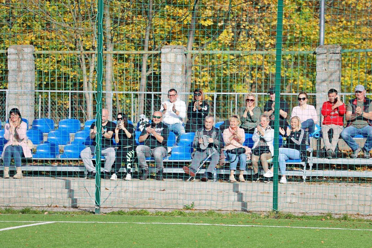 przypieczetowali-awans-zwyciestwem-170-110265
