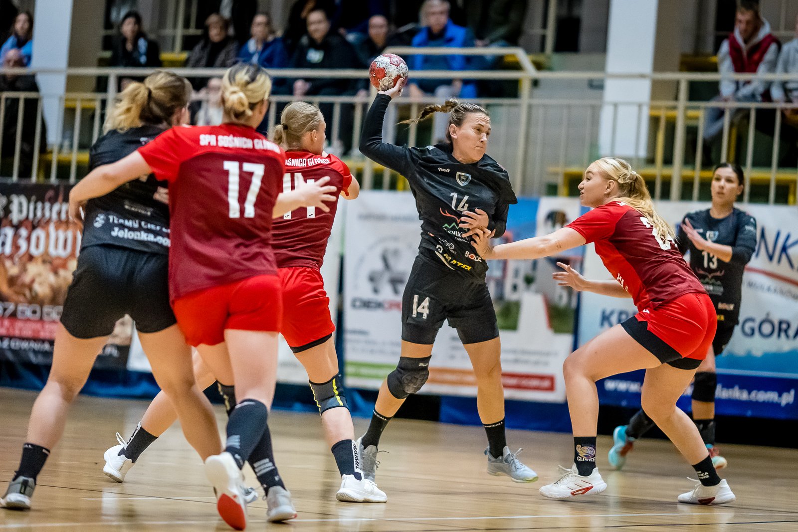 pierwsza-porazka-u-siebie-110310