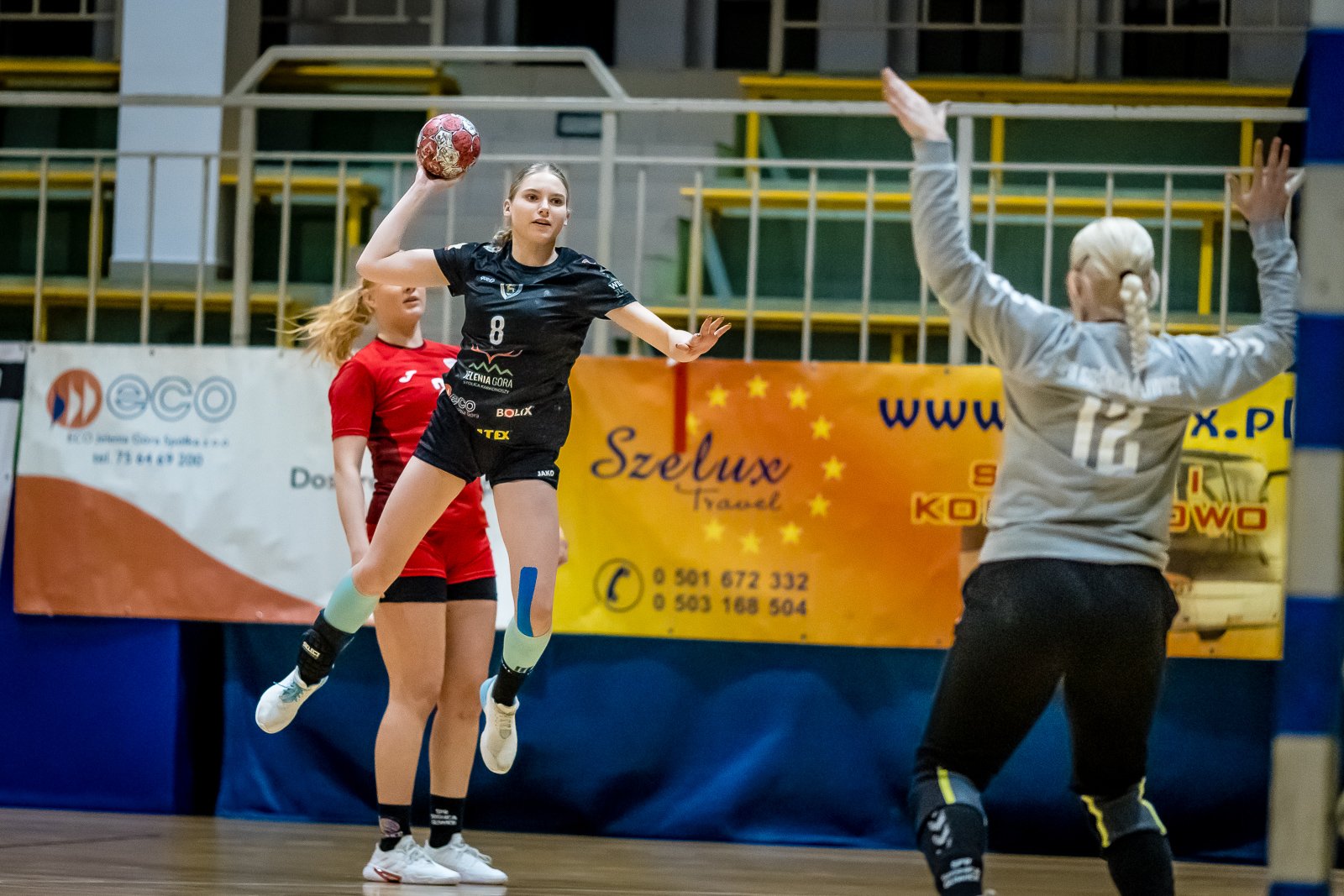 pierwsza-porazka-u-siebie-110310