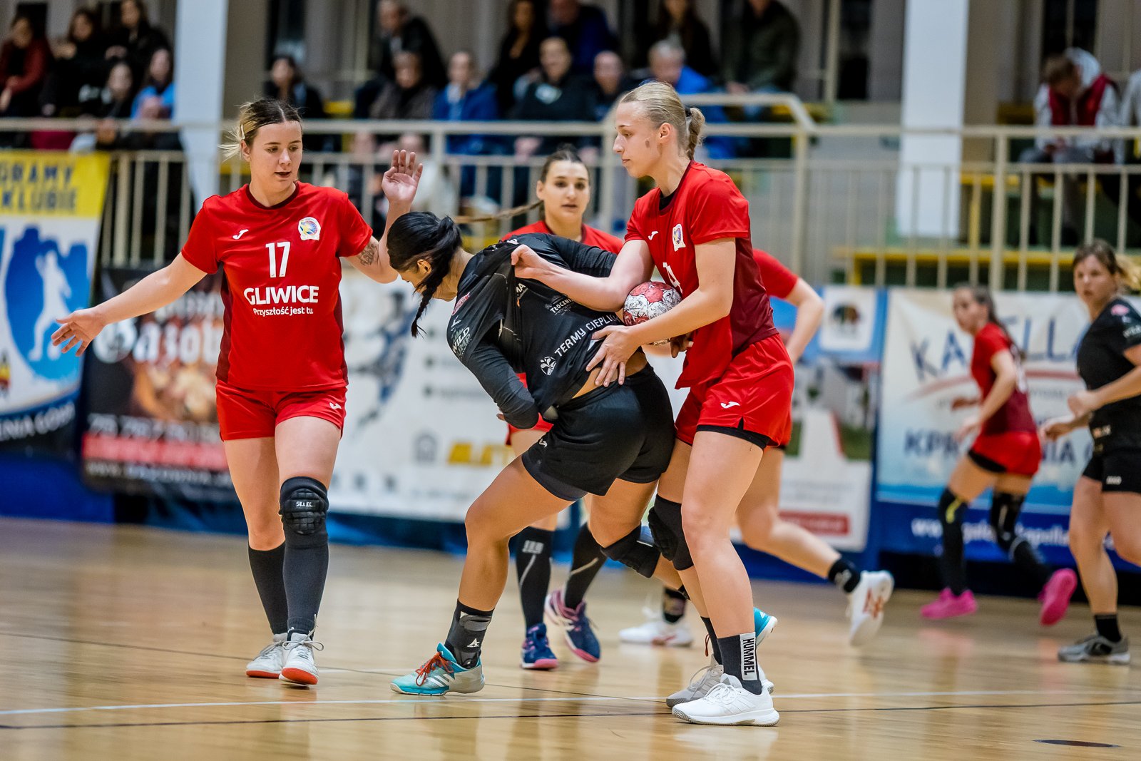 pierwsza-porazka-u-siebie-110310