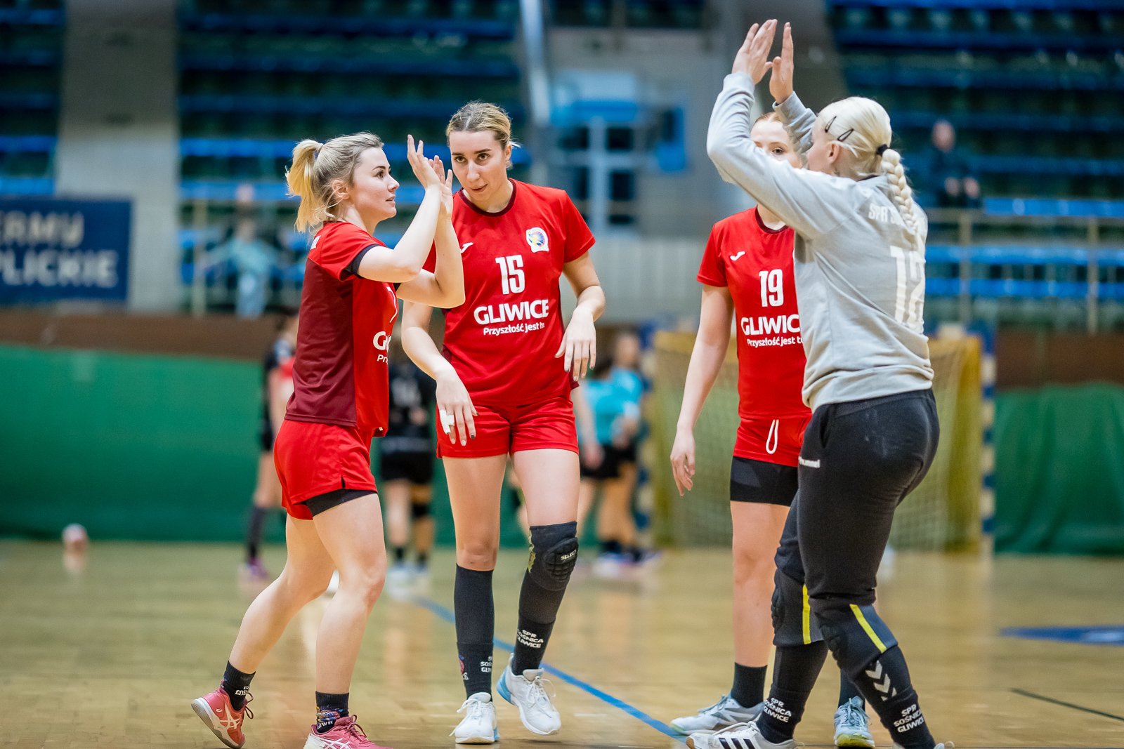 pierwsza-porazka-u-siebie-110310