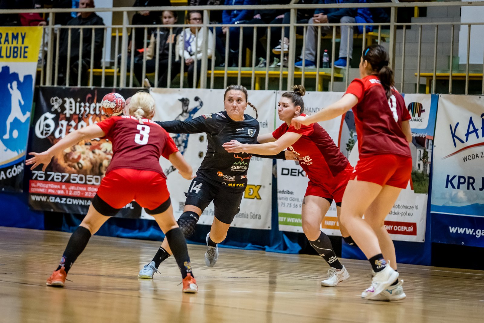 pierwsza-porazka-u-siebie-110310