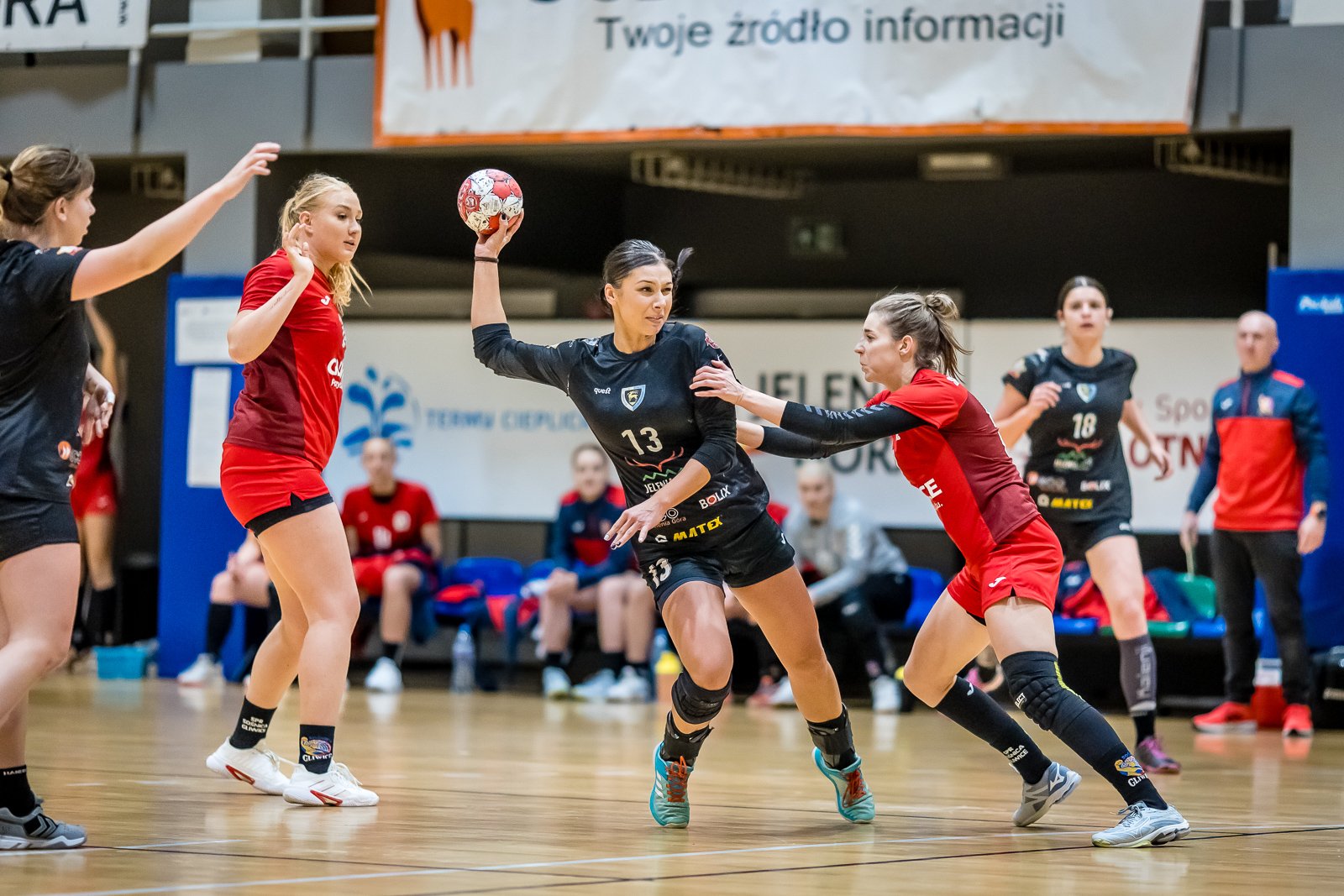 pierwsza-porazka-u-siebie-110310