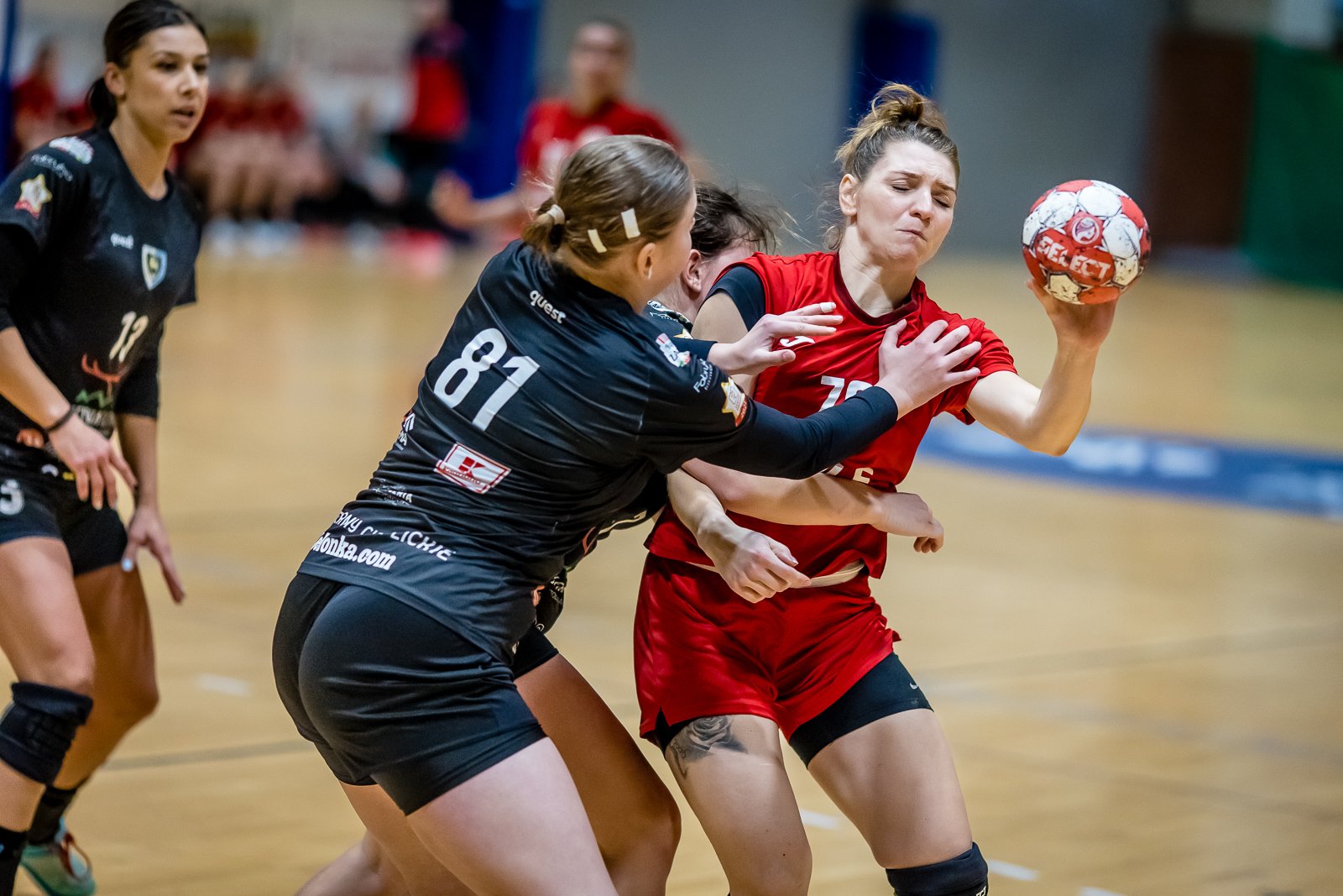 pierwsza-porazka-u-siebie-110310